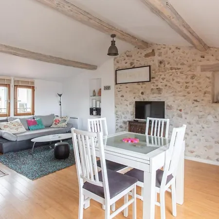 2-star Close To Beaches And Amenities *