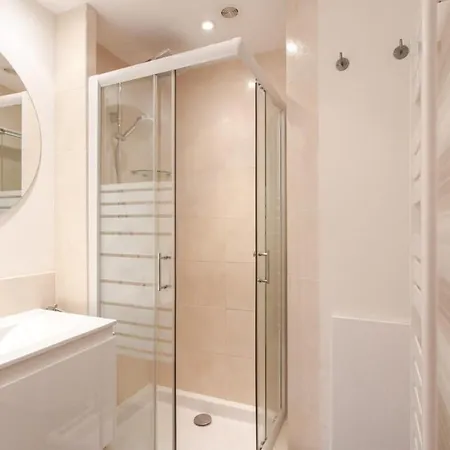 2-star Close To Beaches And Amenities *